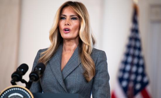 Мелания Трамп Эпштейний хэргээр олон нийтийн сонсгол зохион байгуулахыг уриалав
